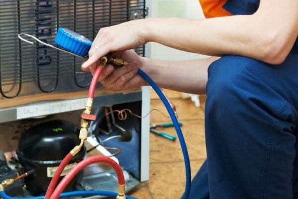 Servicio-tecnico-refrigerador-1-1-1-600x400